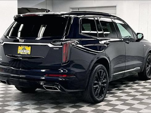 Used 2022 Cadillac XT6 Sport w/ Platinum Package AWD/4WD image 13
