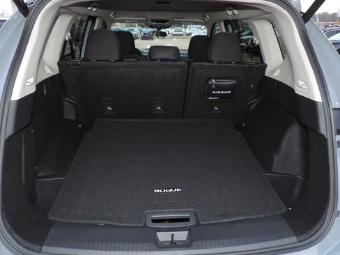 New 2026 Nissan Rogue SV image 14