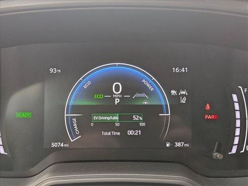 Certified 2026 Toyota Corolla LE AWD/4WD image 11