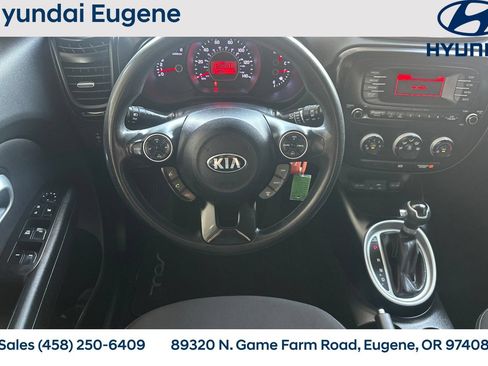 Used 2016 Kia Soul FWD image 17