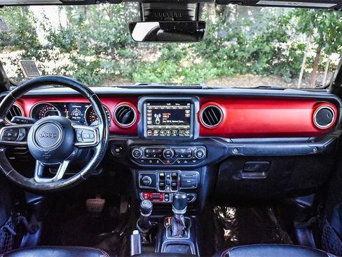 Used 2020 Jeep Gladiator Rubicon image 13