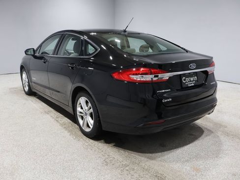 Used 2018 Ford Fusion S image 5