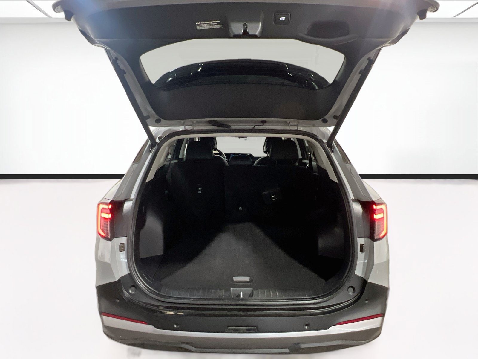 Used 2026 Kia Sportage EX w/ EX Panorama Roof Package FWD image 19