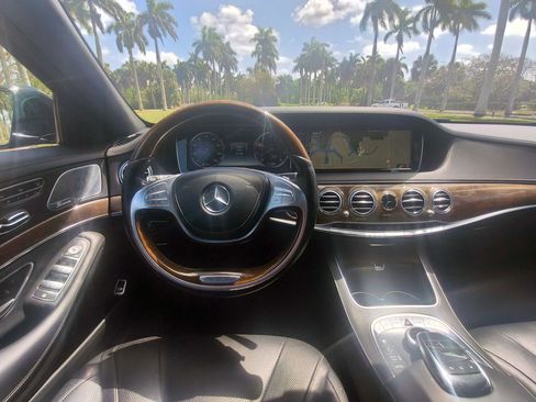 Used 2015 Mercedes-Benz S 550 Sedan image 24