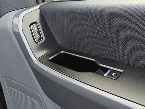 Used 2023 Ford F150 XLT image 35