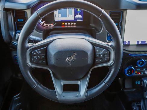 Used 2022 Ford Bronco Outer Banks image 65