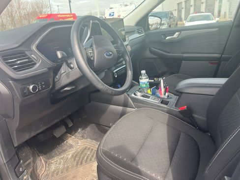 Used 2023 Ford Escape Active w/ Tech Pack #2 image 9
