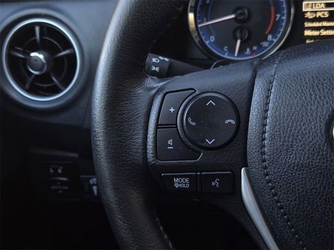 Used 2019 Toyota Corolla SE image 21