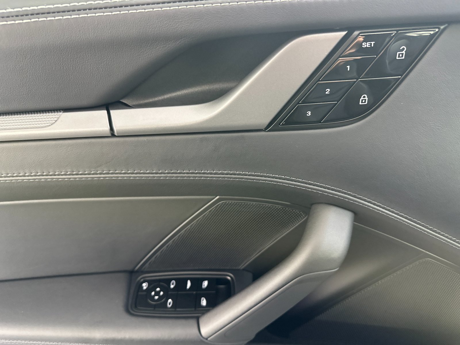 Certified 2021 Porsche 911 Carrera image 13