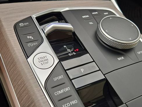New 2026 BMW 330i xDrive Sedan w/ Premium Package AWD/4WD image 8