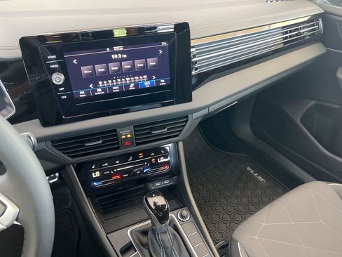 New 2025 Volkswagen Jetta Sport image 17