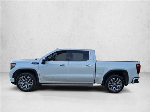 Used 2024 GMC Sierra 1500 Denali w/ Denali Reserve Package image 8