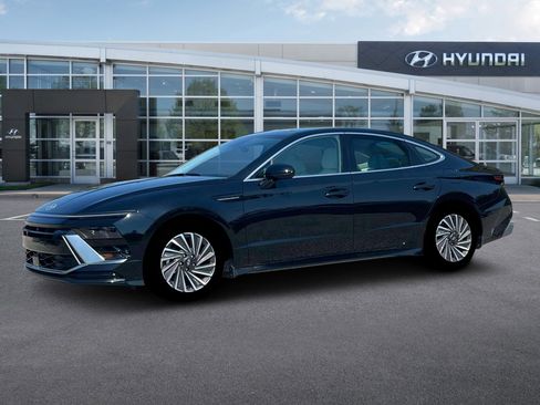 New 2026 Hyundai Sonata SEL image 2