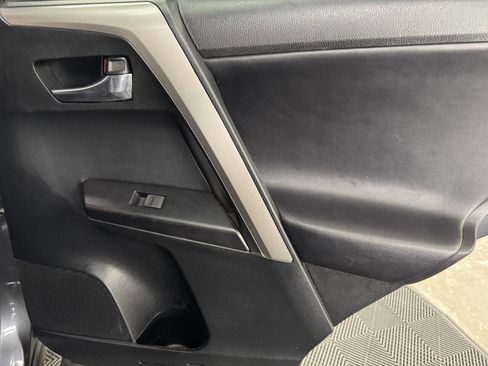 Used 2018 Toyota RAV4 XLE image 53