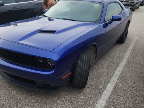 Used 2019 Dodge Challenger SXT w/ Plus Package RWD image 1