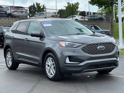 Certified 2024 Ford Edge SEL AWD/4WD image 33