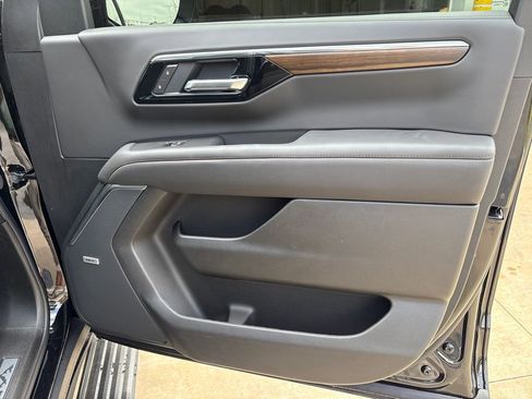 Certified 2026 Chevrolet Tahoe High Country AWD/4WD image 59