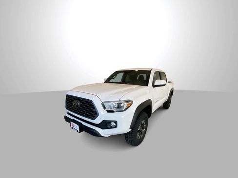 Certified 2021 Toyota Tacoma TRD Off-Road w/ Technology Package image 4