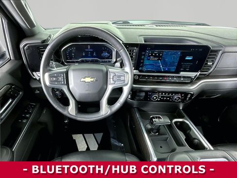 Used 2022 Chevrolet Silverado 1500 LTZ w/ LTZ Premium Package AWD/4WD image 9