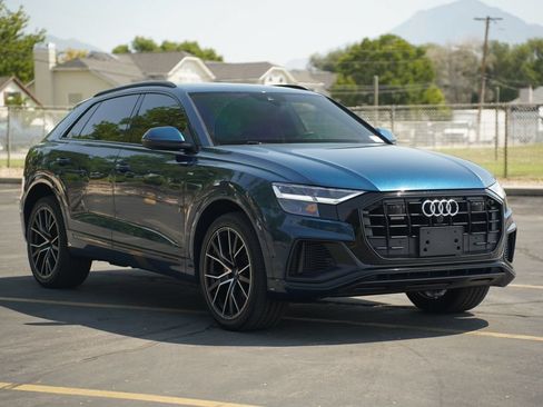 Used 2020 Audi Q8 Premium Plus w/ Premium Plus Package AWD/4WD image 7