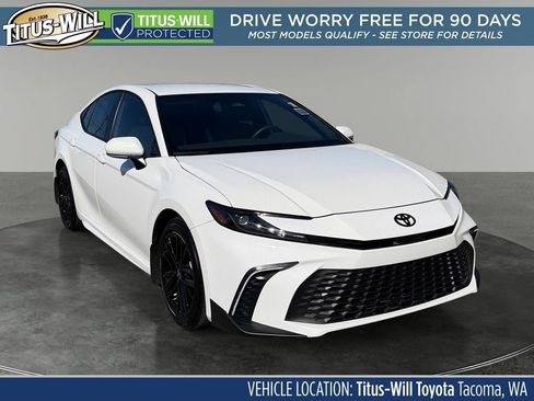 Used 2026 Toyota Camry SE w/ Convenience Package FWD image 1