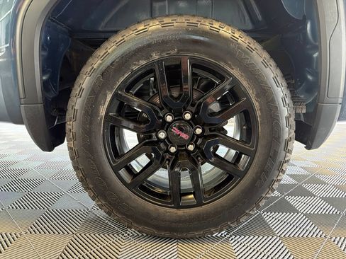 Used 2024 GMC Sierra 1500 Elevation AWD/4WD image 9