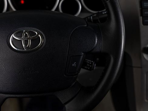 Used 2010 Toyota Tundra Limited AWD/4WD image 32