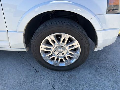 Used 2013 Ford Expedition Limited image 12