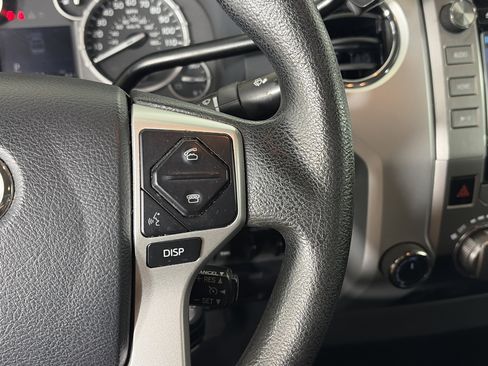 Used 2017 Toyota Tundra SR5 image 29