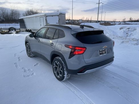 New 2026 Chevrolet Trax LT w/ Driver Confidence Package image 5