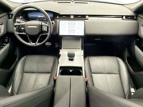 Used 2025 Land Rover Range Rover Velar Dynamic SE AWD/4WD image 13