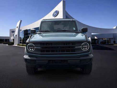 Certified 2022 Ford Bronco 4-Door AWD/4WD image 2