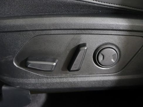 Used 2025 Kia Sorento S AWD/4WD image 33