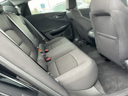 Used 2023 Chevrolet Malibu LS FWD image 21