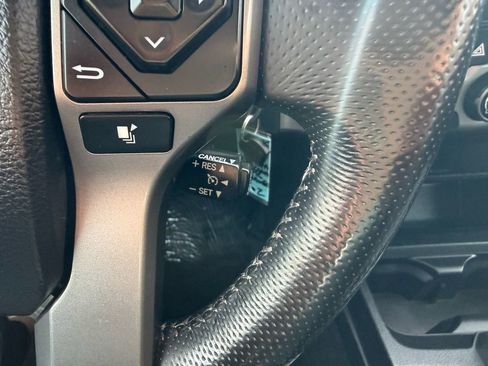 Used 2016 Toyota Tacoma SR5 image 25