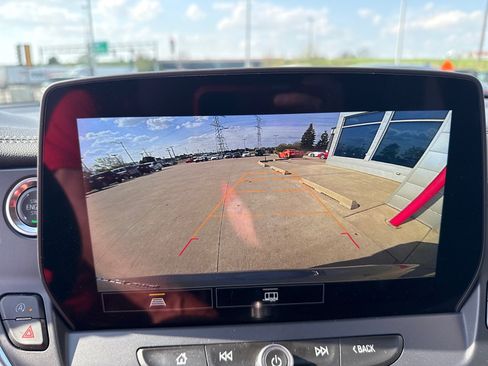 Used 2025 Chevrolet Blazer LT AWD/4WD image 20