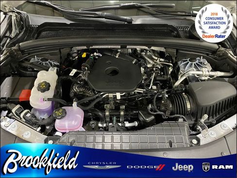 New 2026 Jeep Grand Cherokee Altitude AWD/4WD image 33