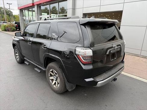 Certified 2024 Toyota 4Runner TRD Off-Road Premium w/ Off Road Premium Plus Package AWD/4WD image 5