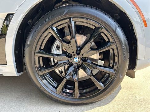 Certified 2024 BMW X7 xDrive40i w/ M Sport Package AWD/4WD image 29
