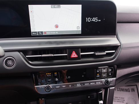 Used 2025 Kia Seltos SX w/ SX Sunroof Package image 25