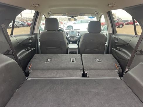 Used 2018 Chevrolet Equinox LT image 39