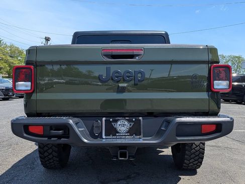 Used 2022 Jeep Gladiator Sport AWD/4WD image 9