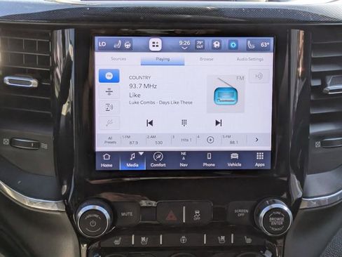 Used 2022 RAM 2500 Laramie w/ Night Edition image 18