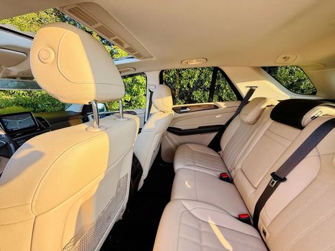 Used 2018 Mercedes-Benz GLE 350 4MATIC w/ Premium 1 Package image 53