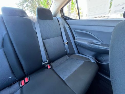 Used 2025 Nissan Versa SV FWD image 35