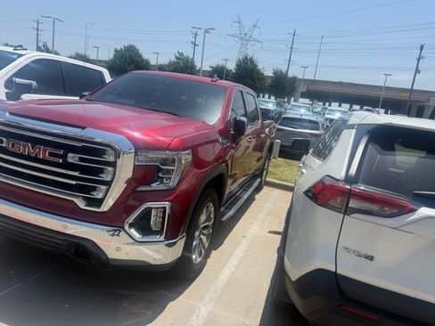 Used 2019 GMC Sierra 1500 SLT w/ SLT Premium Plus Package AWD/4WD image 3