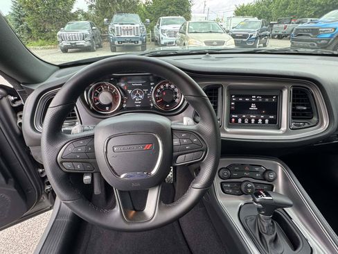 Used 2023 Dodge Challenger R/T RWD image 39