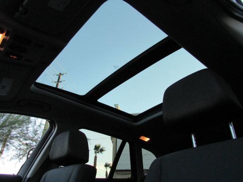 Used 2013 BMW X1 sDrive28i image 33