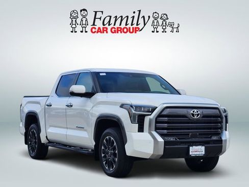 Used 2025 Toyota Tundra Limited image 2