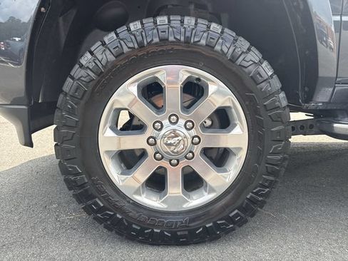 Used 2019 RAM 2500 Laramie AWD/4WD image 10